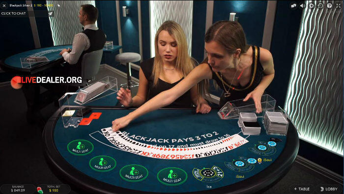 Dealer Anita