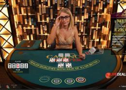 Evolution Casino Holdem Poker