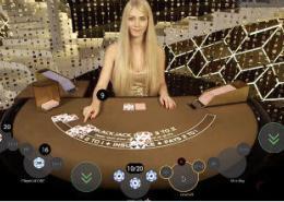 Playtech Royale blackjack video