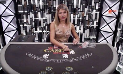 evolution 2hand holdem video