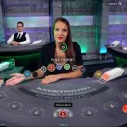 Stakelogic Blackjack placebets