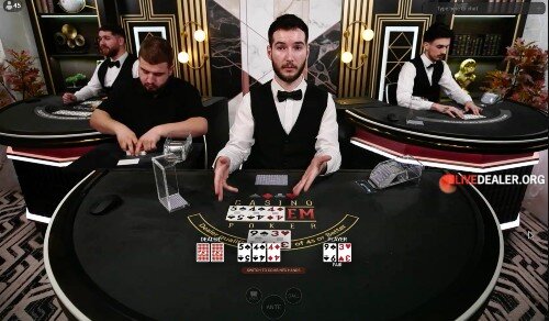 Playtech Casino Hold'em Poker at 888