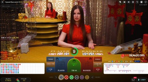 live baccarat at Royal Vegas