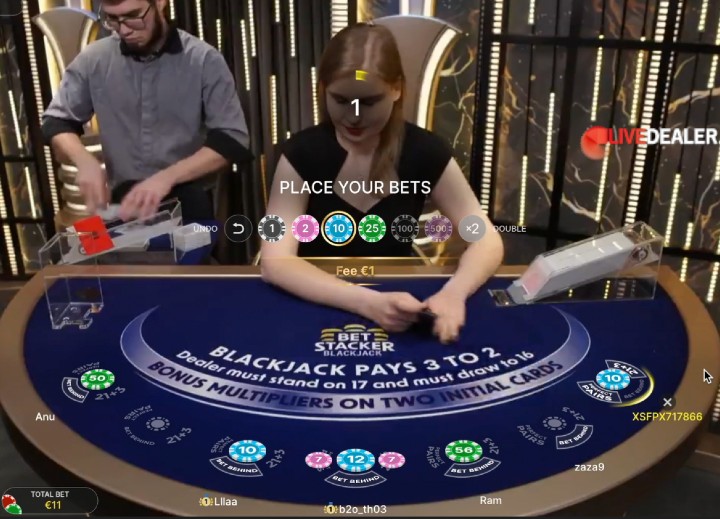 Bet Stacker Blackjack place bets and fee