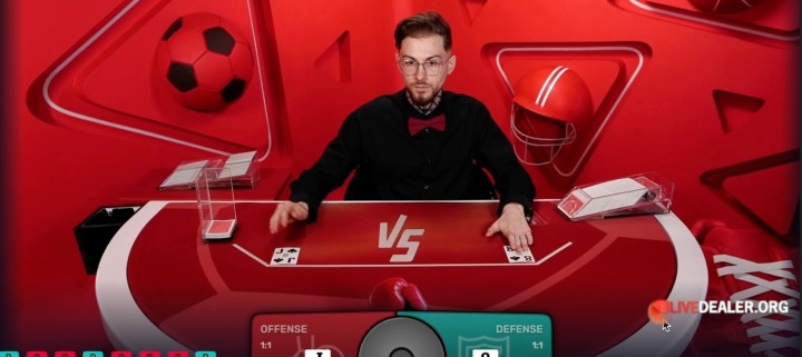 Iconic21 Top Card